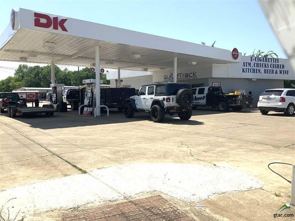 403 S Greer Blvd, Pittsburg, TX 75686